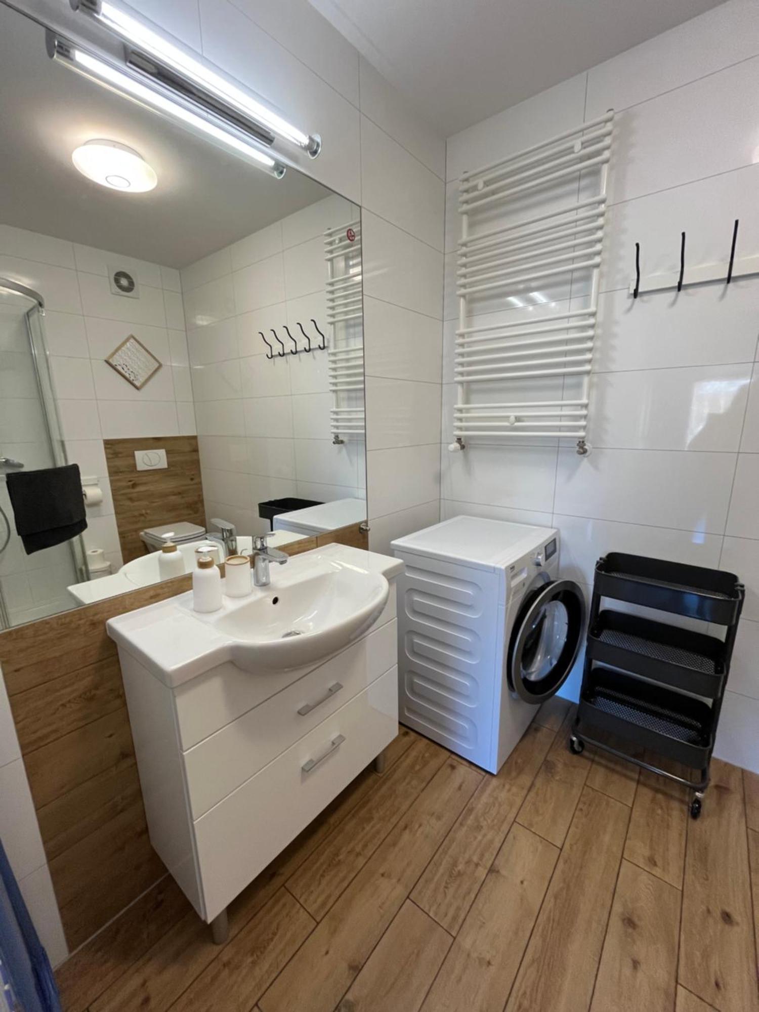 Apartament Polanki Z Basenem Blisko Plazy Leilighet Kołobrzeg Eksteriør bilde